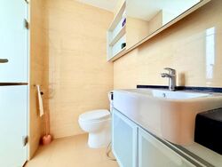 Clover By The Park (D20), Condominium #577449241